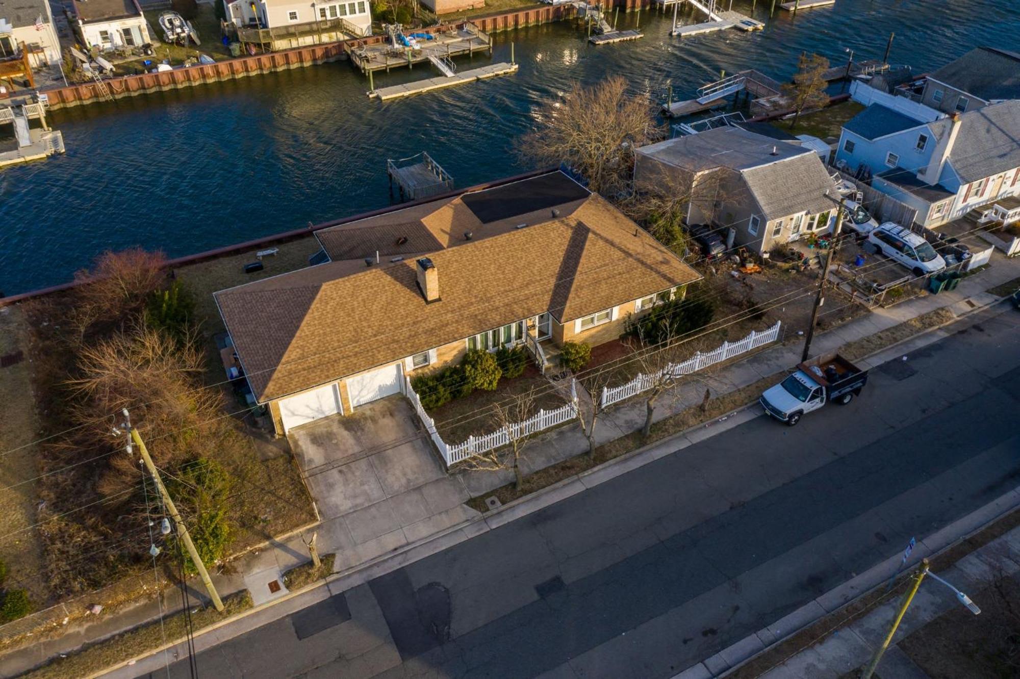 Spacious Waterfront Atlantic City Living With Rec Room Exterior photo